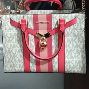 Michael Kors Nouveau Hamilton Large Logo and Leather Satchel